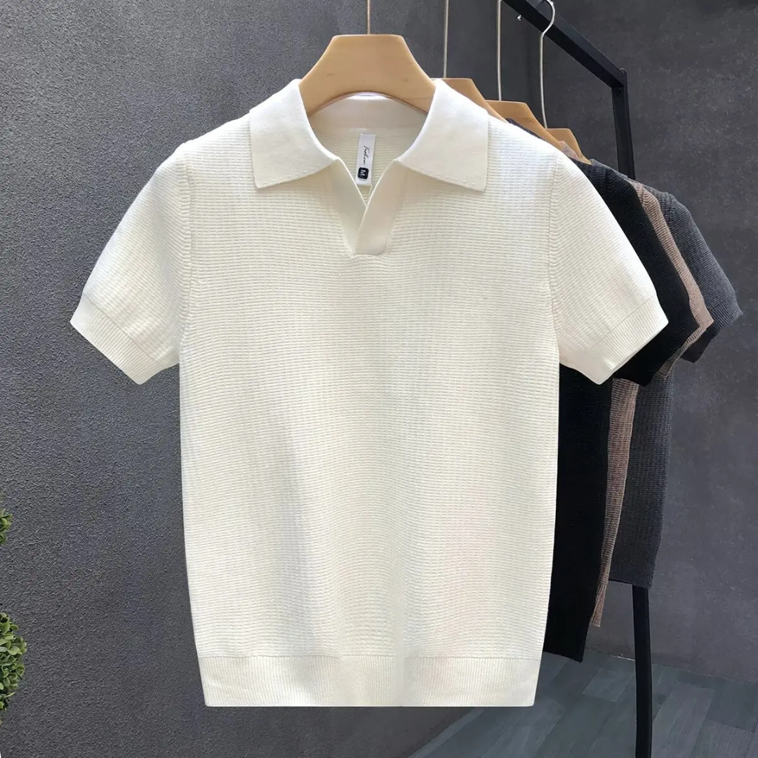 Short Sleeve Knit with Scissors Collar
